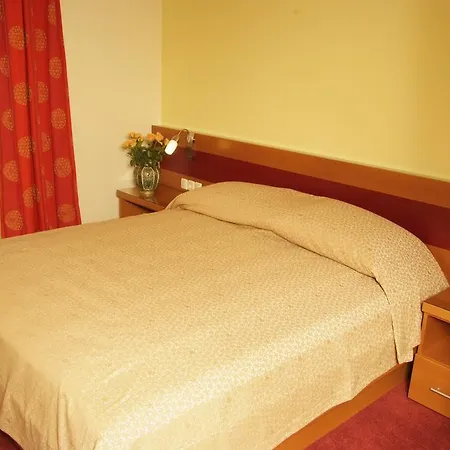Hotel Emei