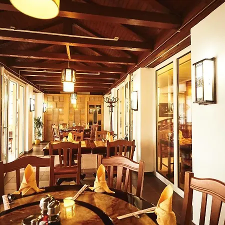 维拉艾美酒店 3*