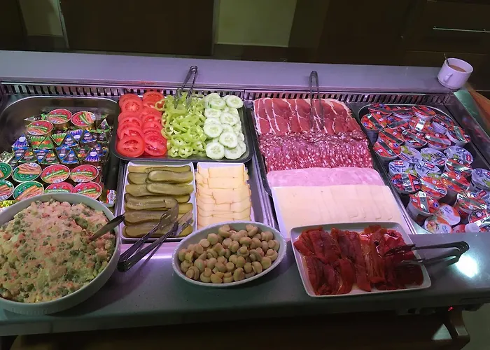 エメイ 3* マリボル