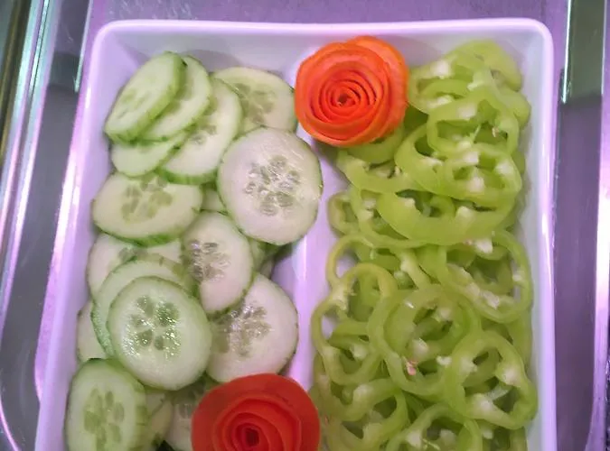 ホテル エメイ 3*